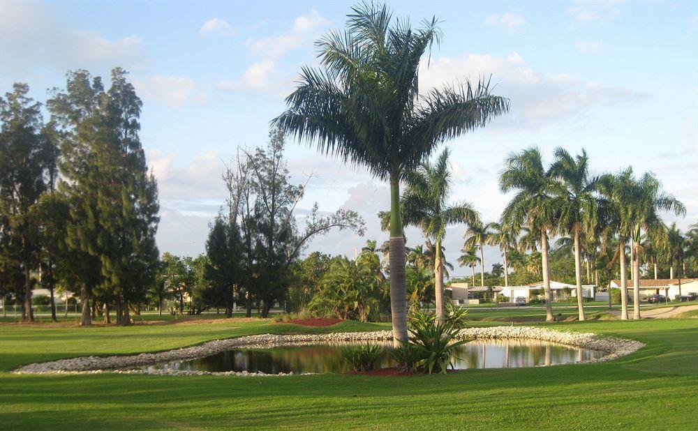 Hollywood Beach Golf Resort Екстер'єр фото