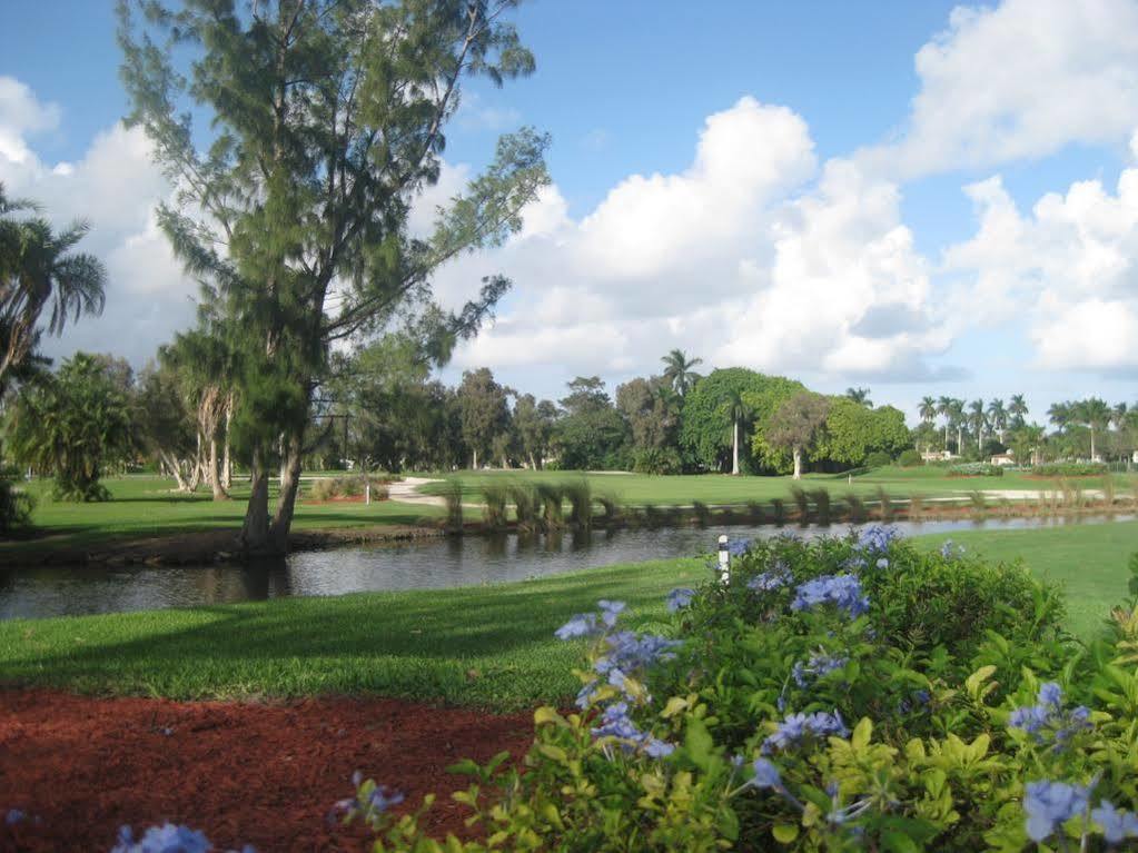 Hollywood Beach Golf Resort Екстер'єр фото